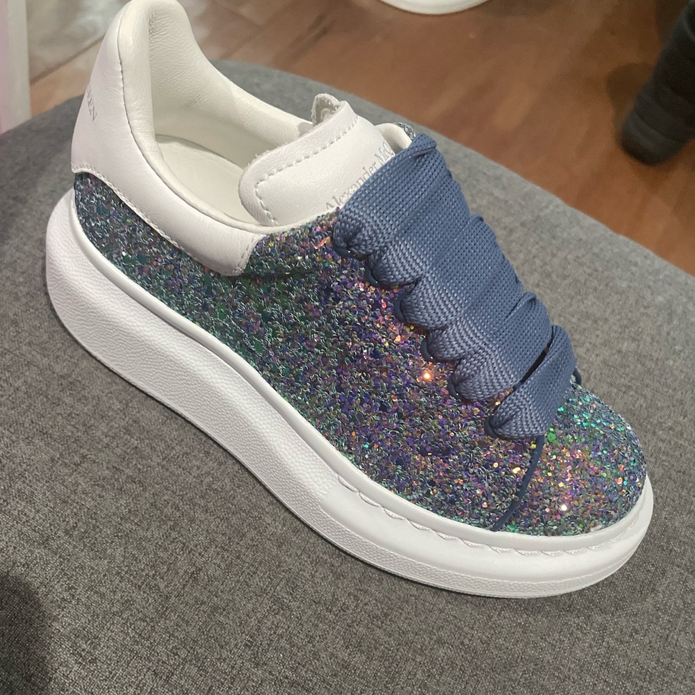 Alexander McQueen girls oversize glitter sneakers size EU 29